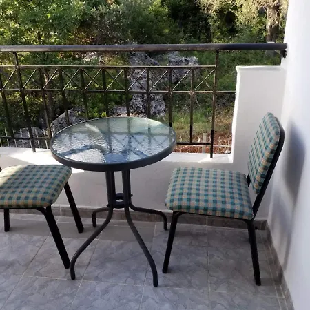 Sunset Viewhouse Alloggio in famiglia Dhërmi