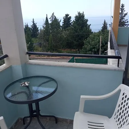 Sunset Viewhouse Homestay *